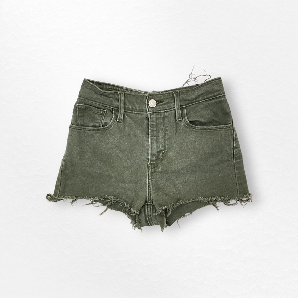 Vintage High Waisted Hunter Green Cut Off Levi’s